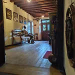 Alma Hunting Guest house *